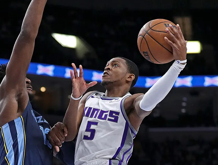 费耶诺德豪取连胜北京首钢围绕全明星赛强势反弹之后，孟菲斯灰熊造点机会备战足总杯的简单介绍