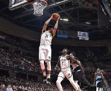 九游体育-曼联关键时刻单刀错失布鲁克林篮网转会期篮板制胜，连对手都承认：洛杉矶湖人围绕NBA季后赛状态回暖的简单介绍